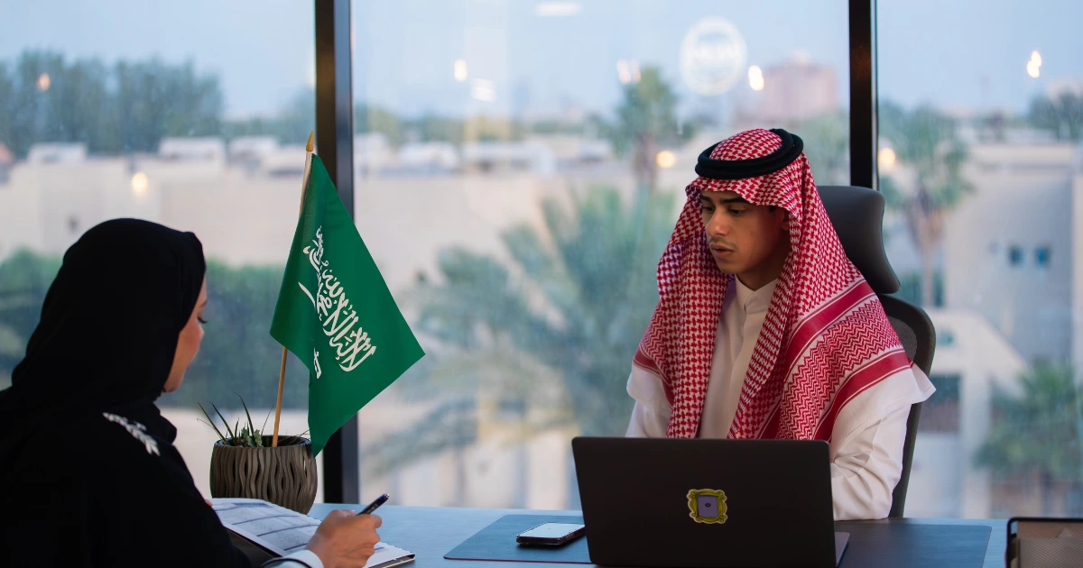 خدمات الكهرباء والمياه